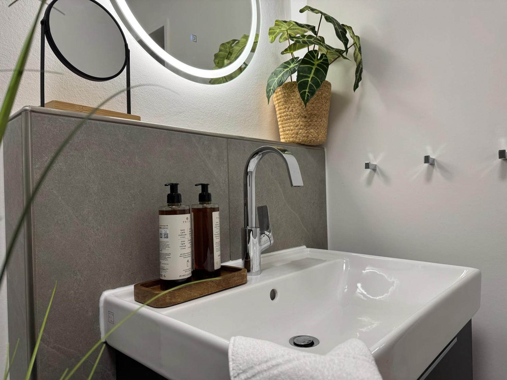 Mel&Bens Modern Oak-Apartments Fuer Bis Zu 12 Personen BRE Εξωτερικό φωτογραφία